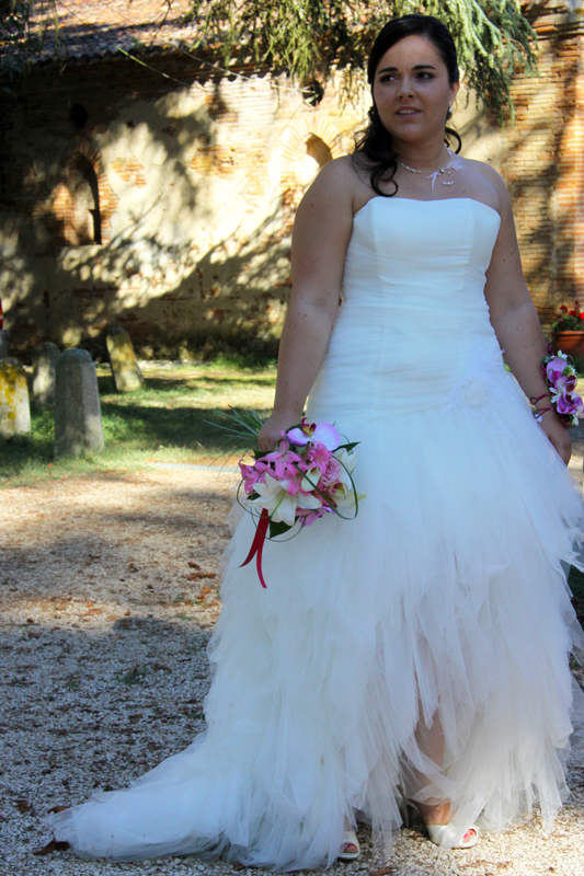 Photographe mariage l'Isle Jourdain - La mariée au parc